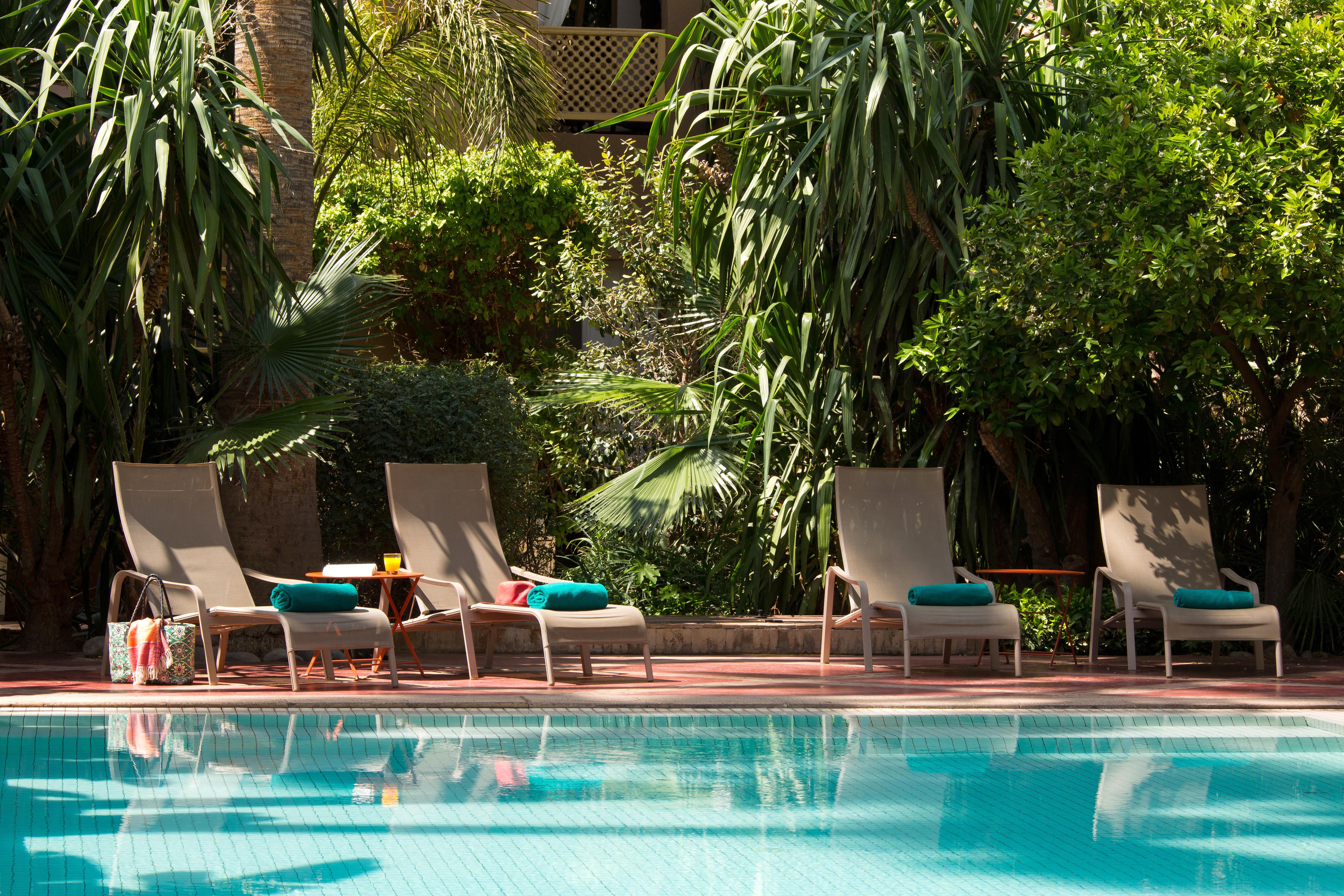 레 자르딘 드 라 메디나 호텔 마라케시 외부 사진 The swimming pool at the hotel
